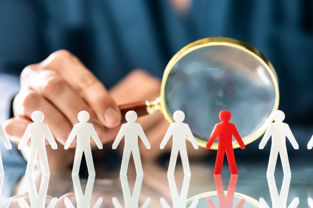 Magnifying classes next to paper figures